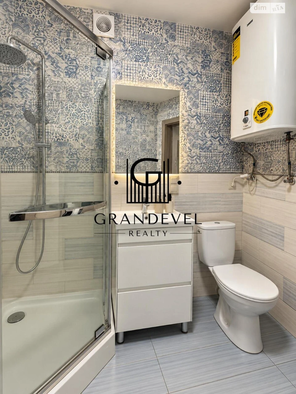 Sale Apartment Holosiivsky