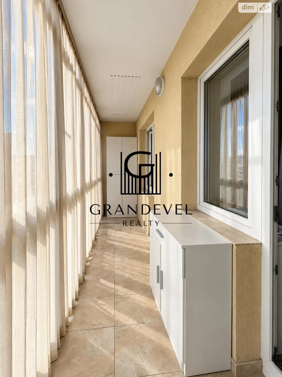 Sale Apartment Holosiivsky