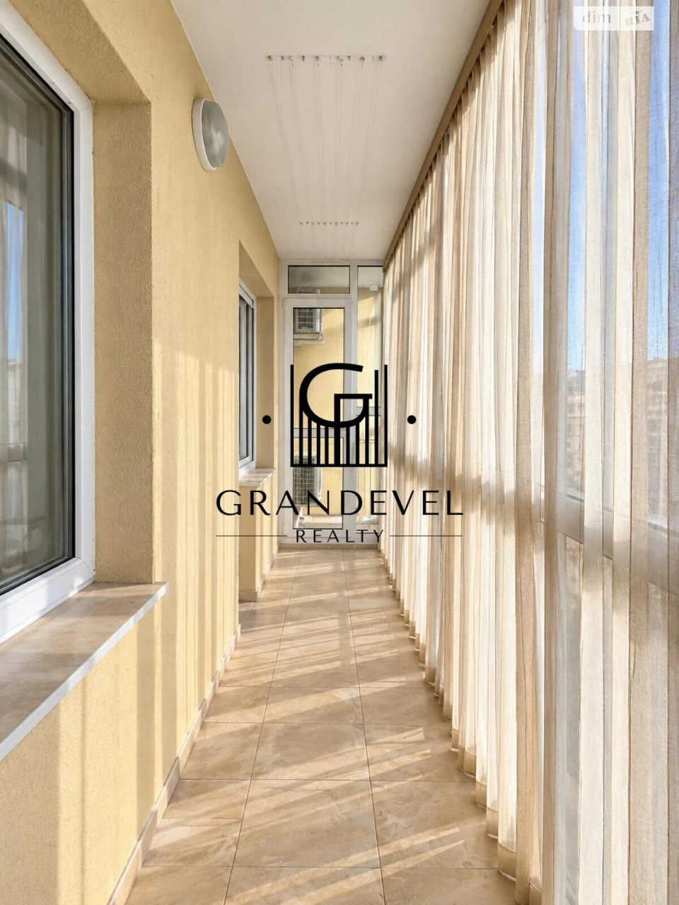 Sale Apartment Holosiivsky