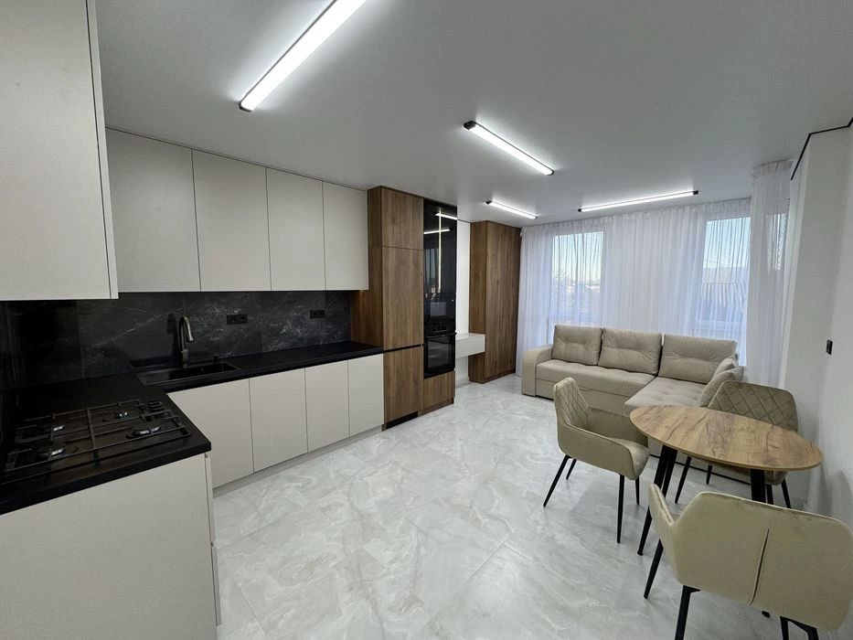 Продам стильну 1К Квартиру в Центрі міста!
