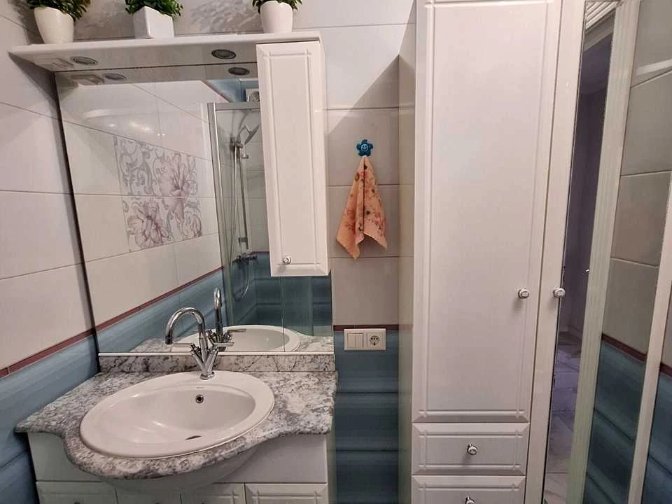 Apartment. Zdolbunivska St., Kyiv