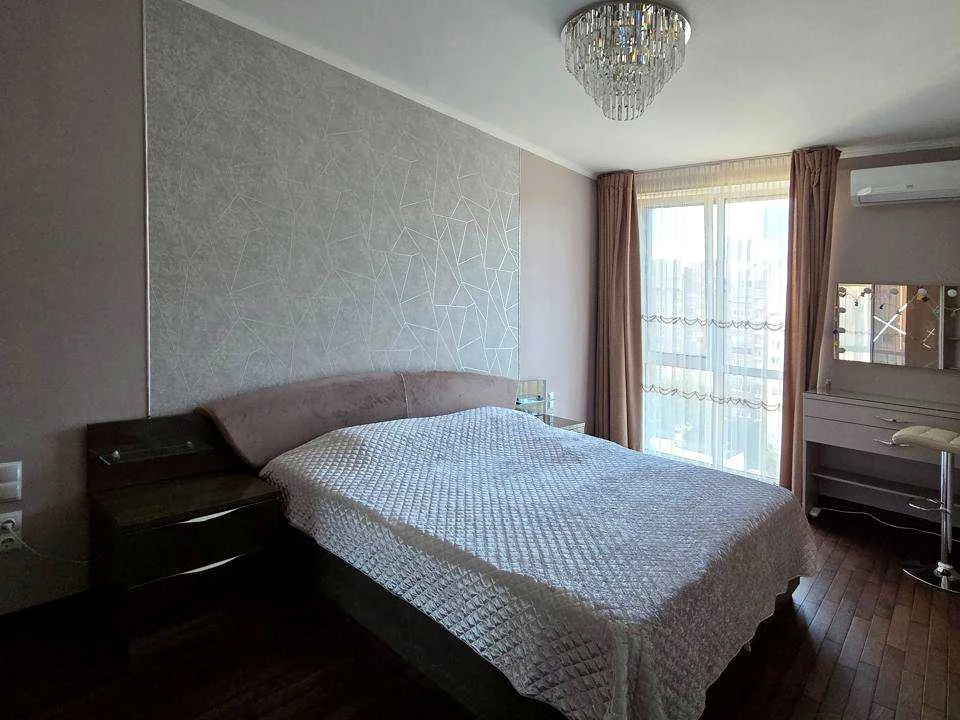 Квартира. Киев, улица Казимира Малевича