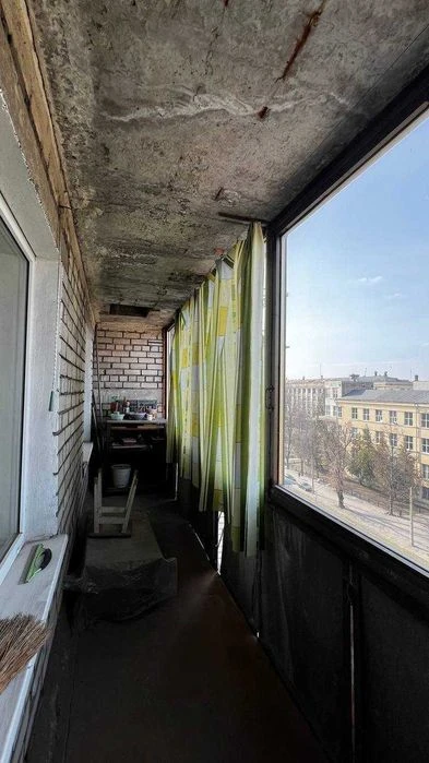 For sale a 4-room apartment in the center, Gagarina Ave. 3! Yavornyts