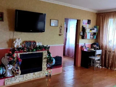 Apartment. Poltava, Veleperska St.