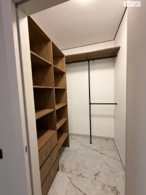Продаж Квартира Озерна