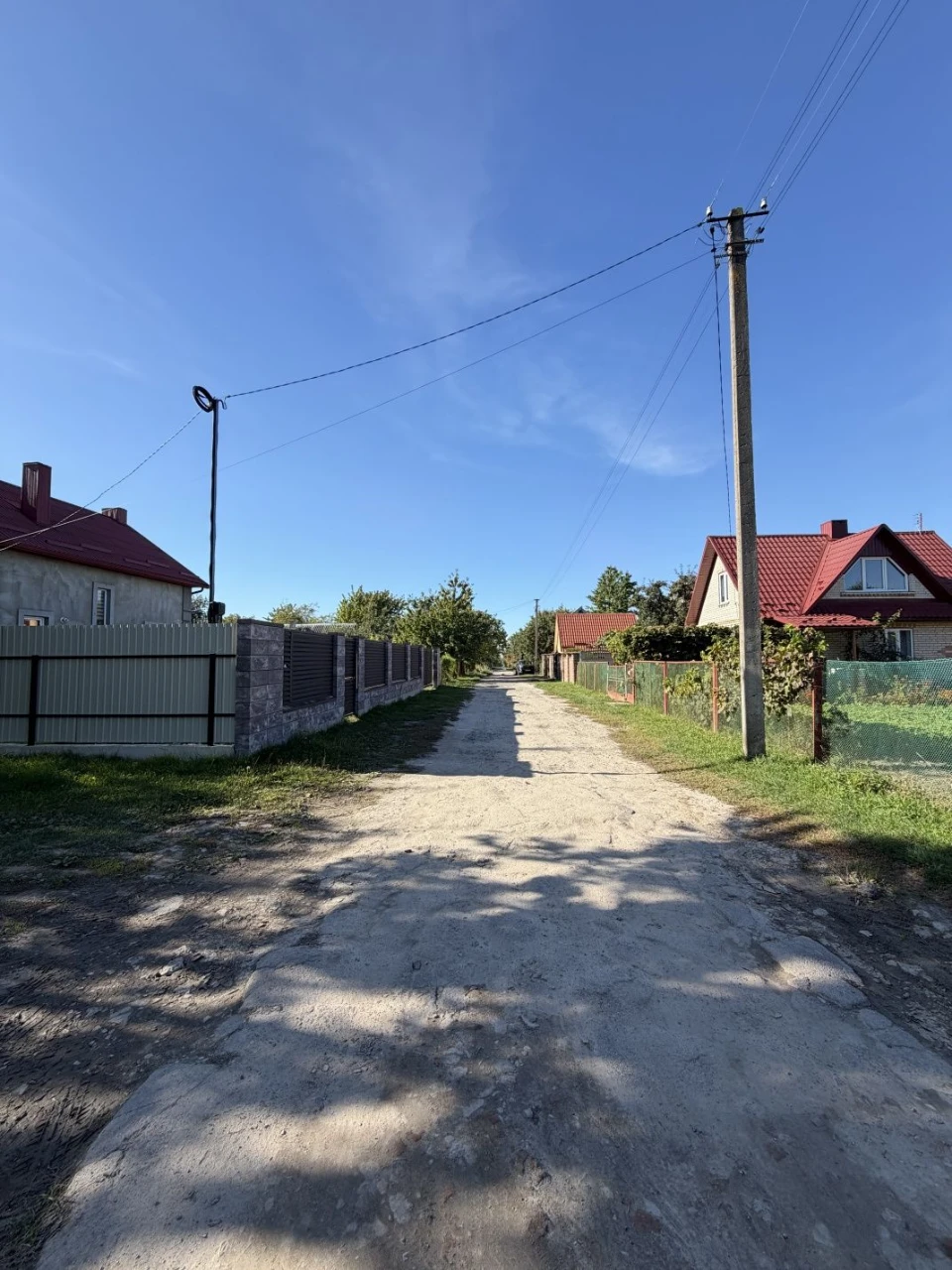 Компактна земельна ділянка у зручному передмісті!