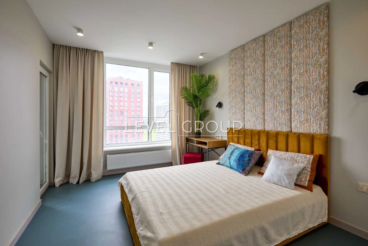 Sale of 1-room apartment in residential complex "Varshavsky Plus", Podilsky district, Retrov