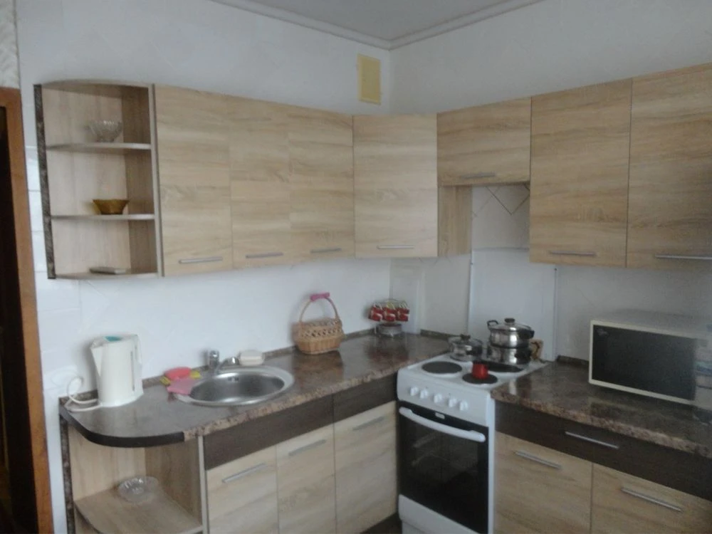 Продаж 2к квартири 56 кв. м на вул. Підгірна 12