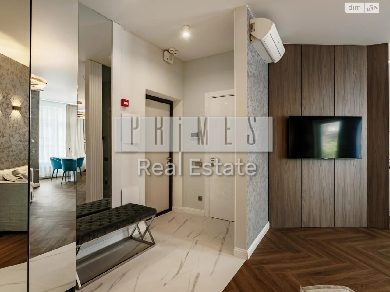 Sale of 4-room apartment Zvirynets