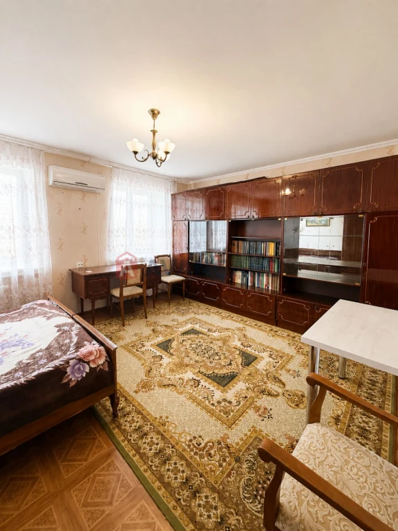 продаж 3 кімнатноі квартири Перемога 6
