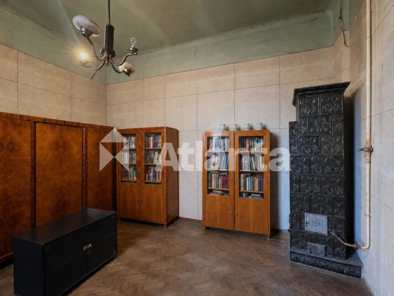 City center! One-room apartment for renovation!