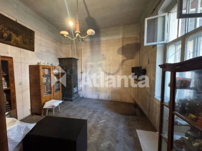 City center! One-room apartment for renovation!