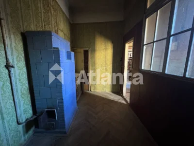 City center! One-room apartment for renovation!