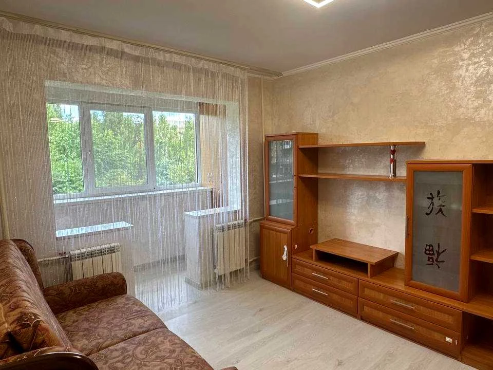2-room apartment. Kyiv, Vasyl Vasylievych Sukhomlya Street.