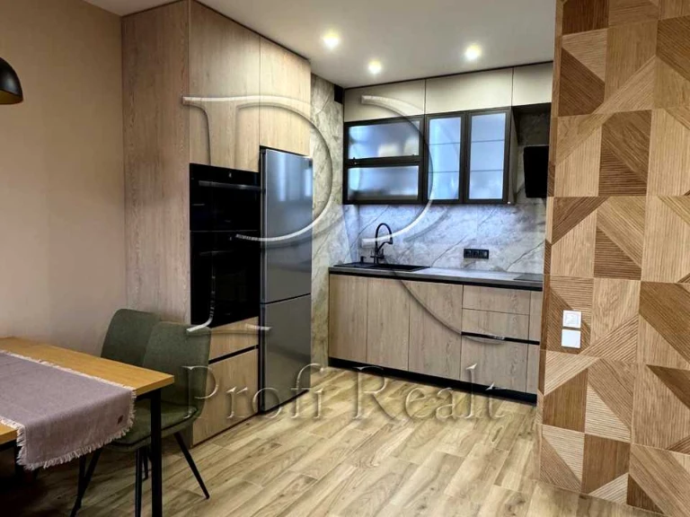 Квартира. Київ, вулиця Олександра Олеся