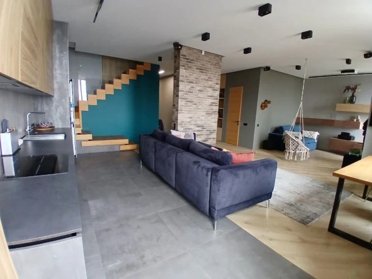 For Rent: House on вул. Дніпровська наб. 14д in Kyiv / W-747342