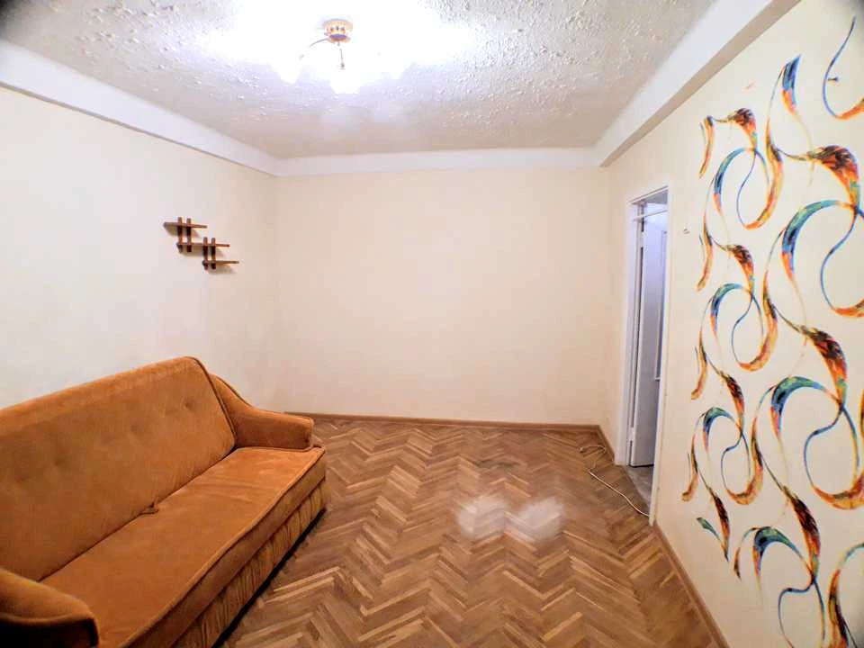 Apartment. Ivan Vykhovs'kyi Street, Kyiv