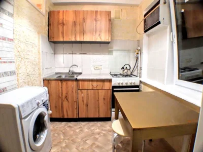 Apartment. Ivan Vykhovs'kyi Street, Kyiv