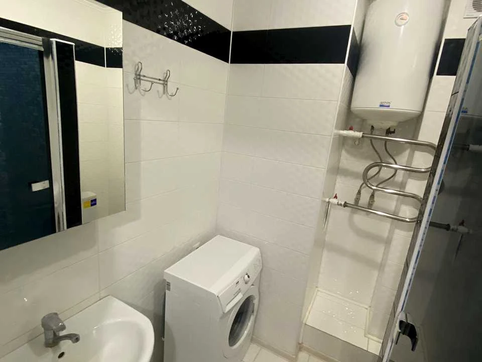 Apartment. Prospect of Sobornosti, Kyiv