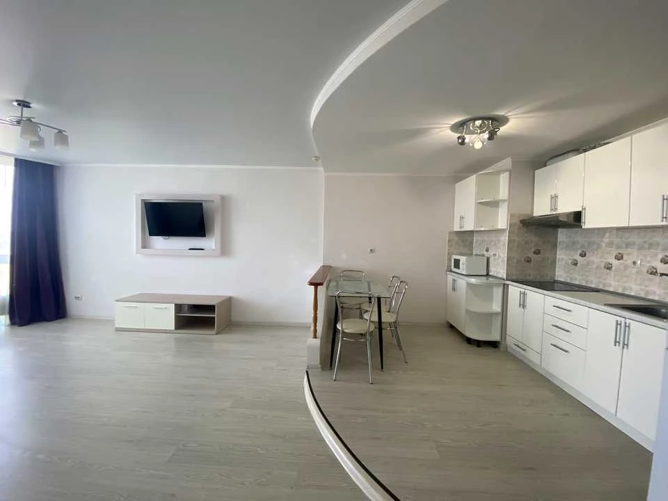 Apartment. Prospect of Sobornosti, Kyiv