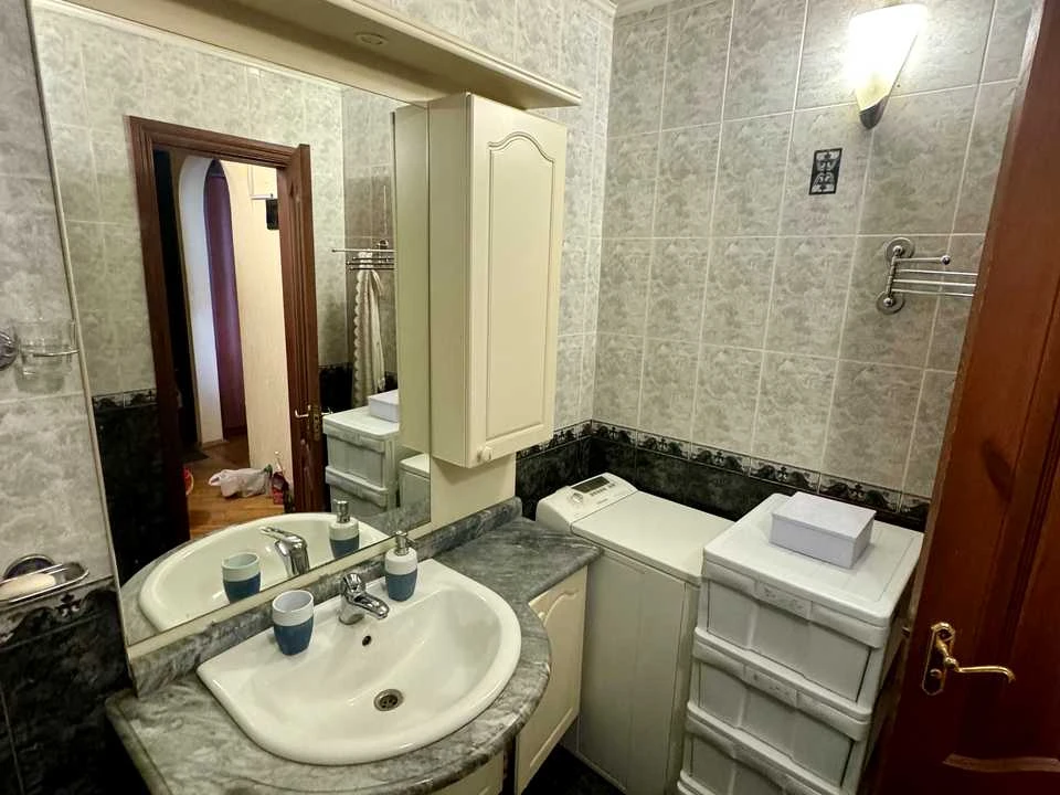 Квартира. Київ, Володимира Івасюка просп.