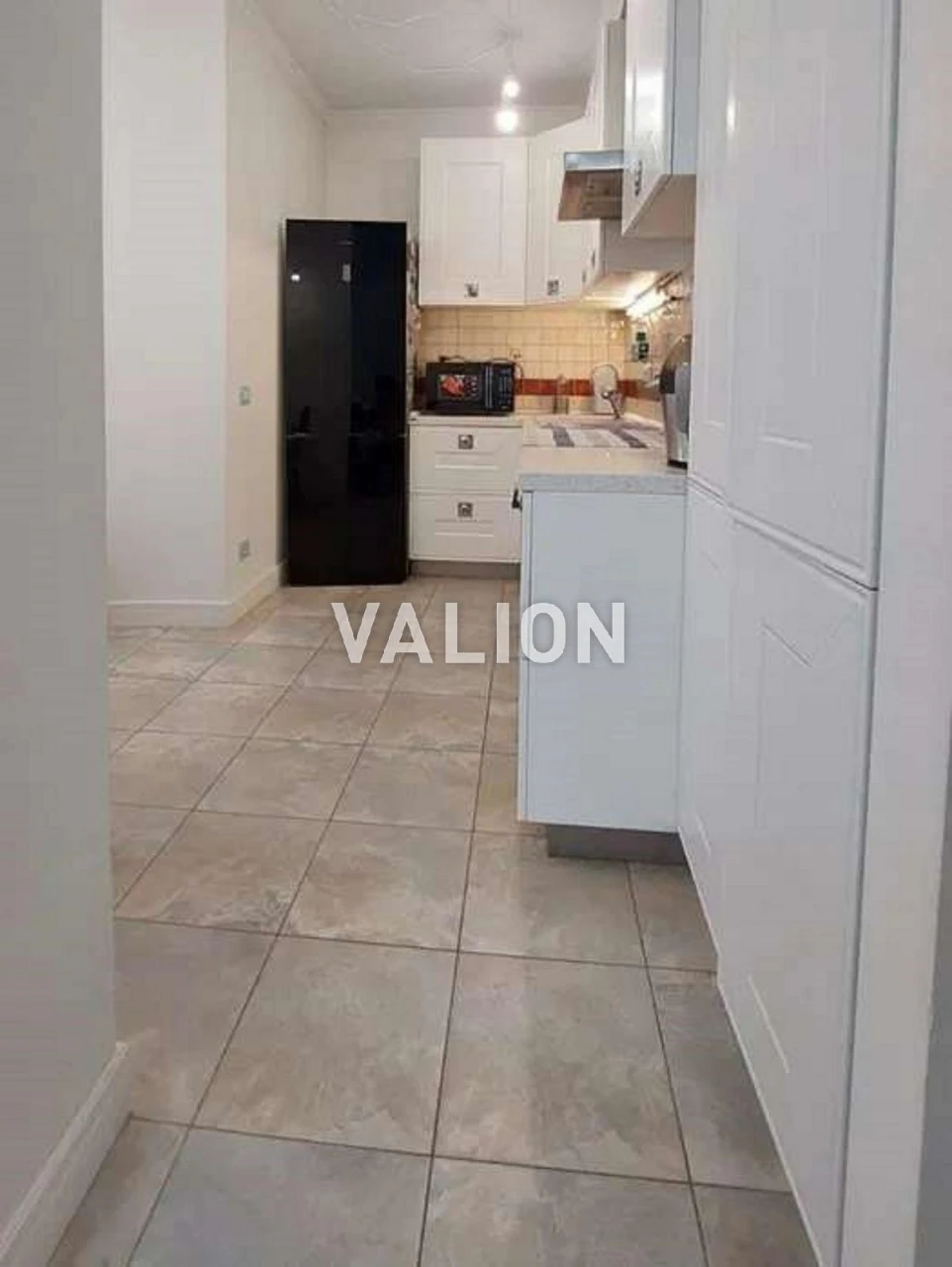Sale of a 3-room apartment on Kalnysevsky Street (May)