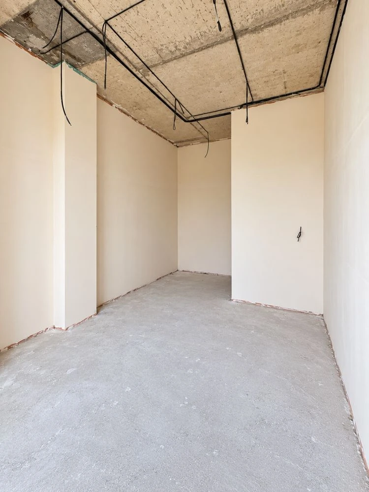 For sale: three-room apartment in a gas-new building