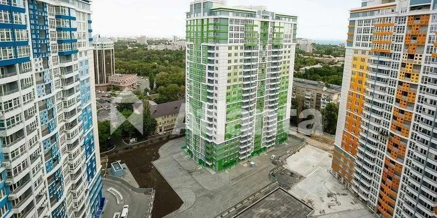 В продаже 1-комнатную квартиру в Центре! пр-т Гагарина / пр-т