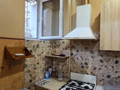Apartment. Odesa, Voznesensky Street