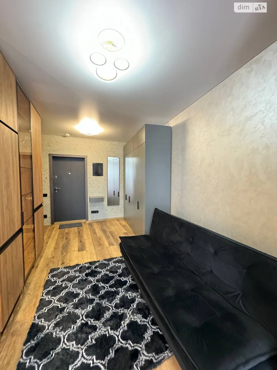 Продаж Квартира Набережна