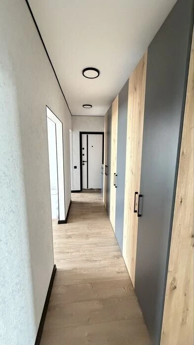Продаж 3х кімнатної квартири на Жадова.