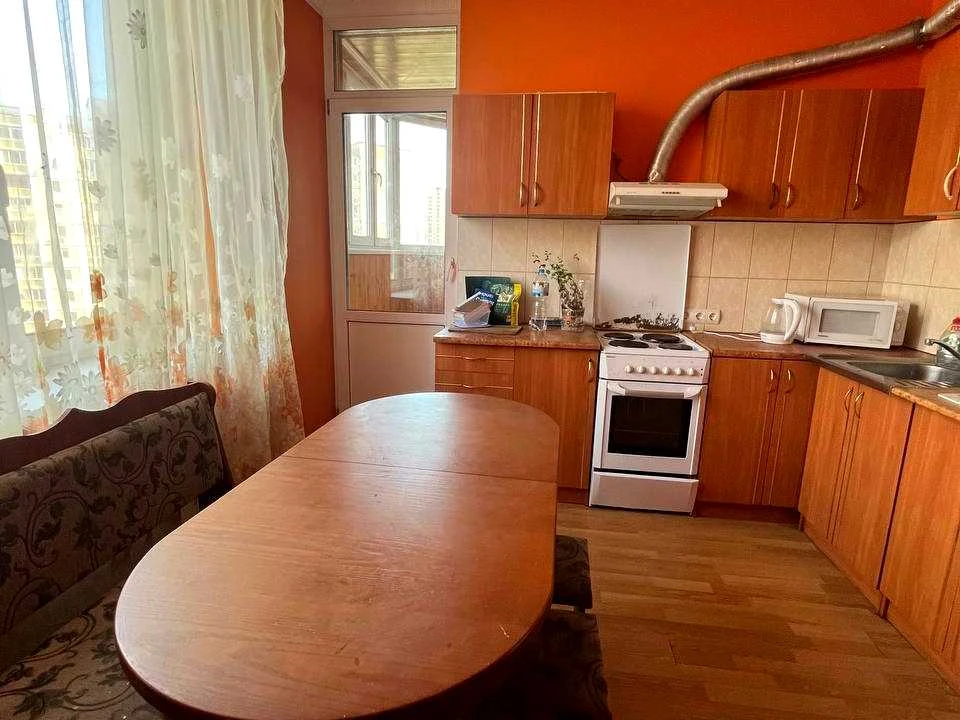 Квартира. Київ, Олени Пчілки вул.