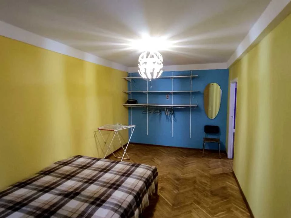 Квартира. Київ, Березняківська вул.