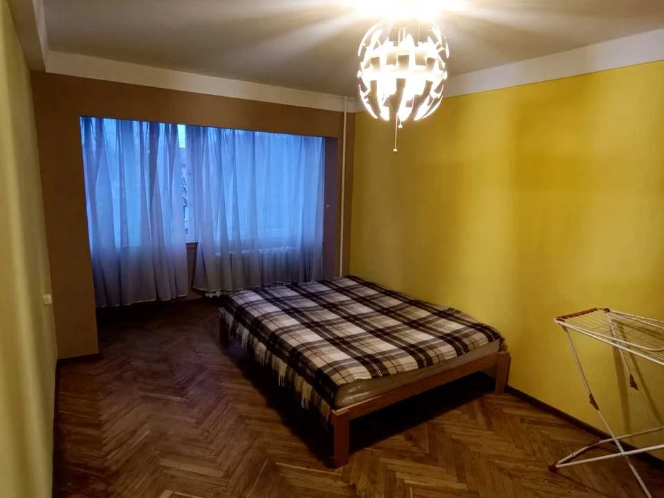 Квартира. Київ, Березняківська вул.