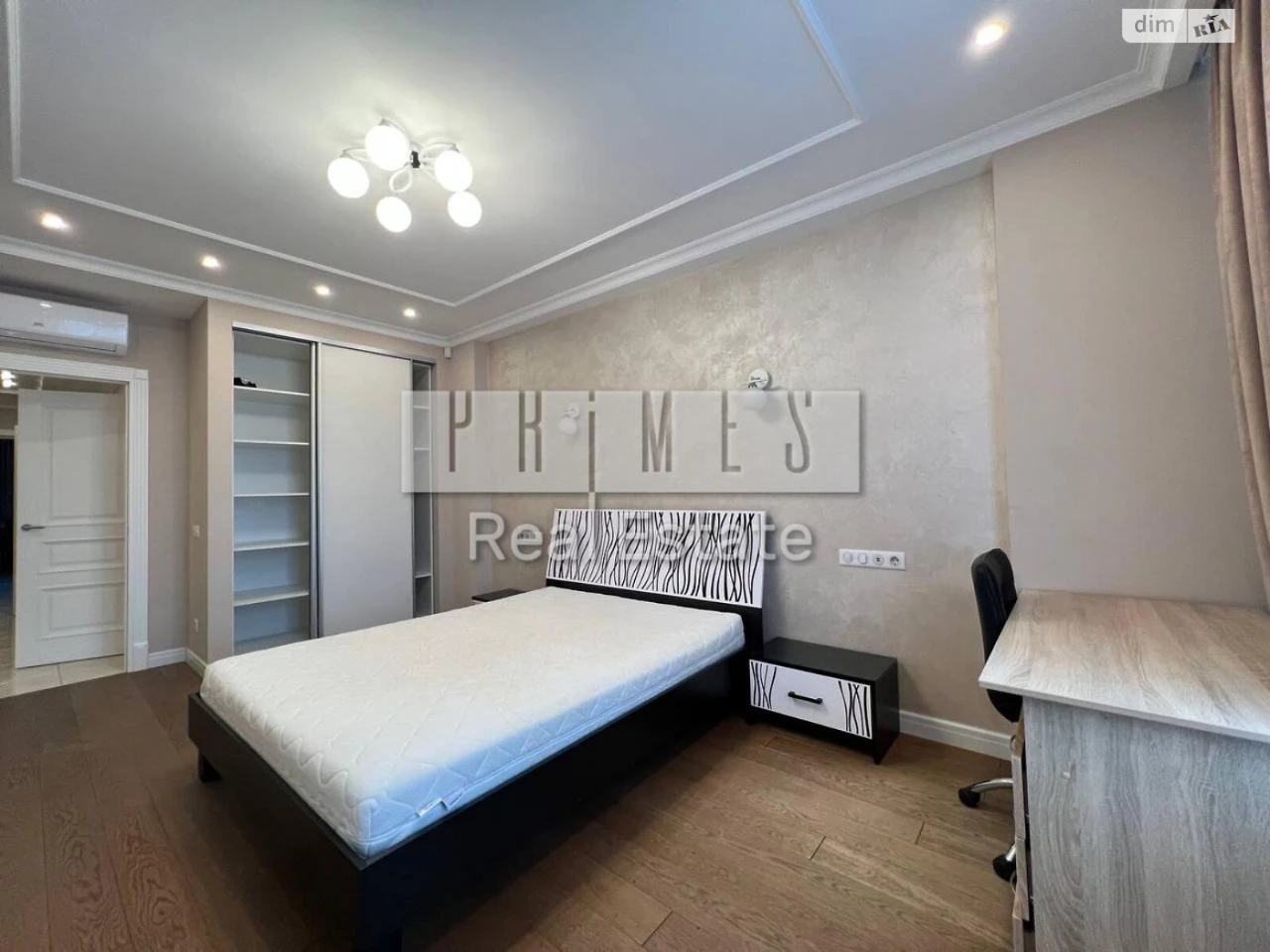 Sale of a 4-room apartment in Lower Gardens