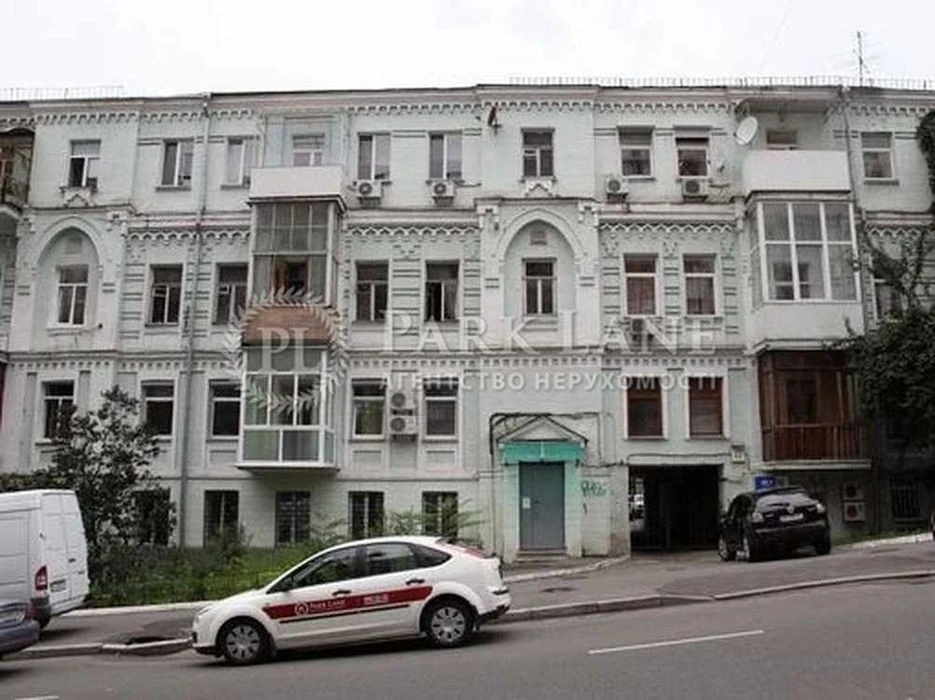 Center Sale 1-room apartment Volodymyrska 82a Botanical Garden Sa