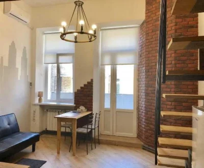 Sale in the center of Odesa: 5 separate apartments, 190 sq m