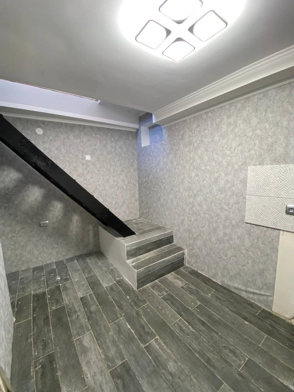 For Sale 1-room apartment on M. Morska/Dmitrieva Street