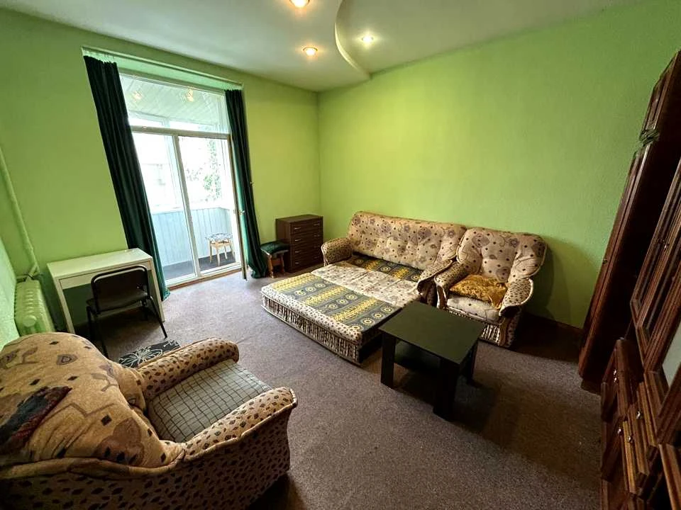 One-room apartment. Kyiv, Kharkivse shose