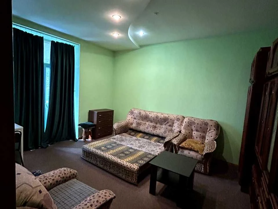 One-room apartment. Kyiv, Kharkivse shose