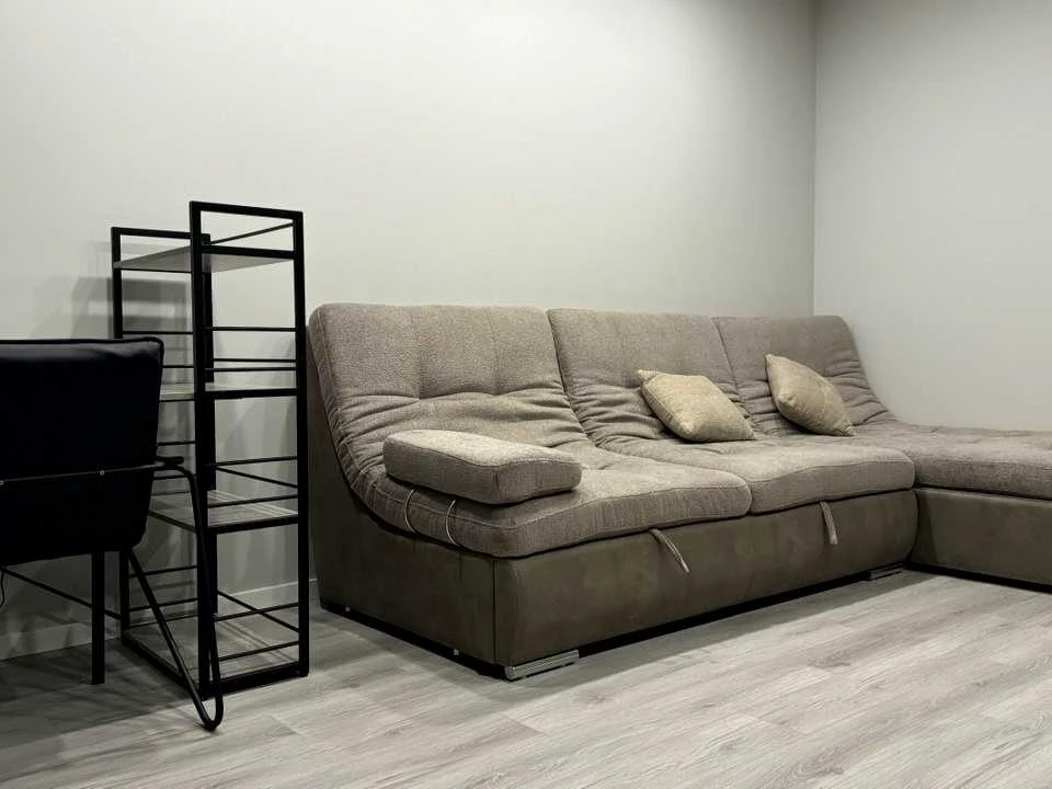 Apartment. Kyiv, Cadetsky Hay St.