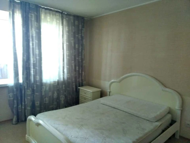 Apartment. Kyiv, Berezaysky Prospect.