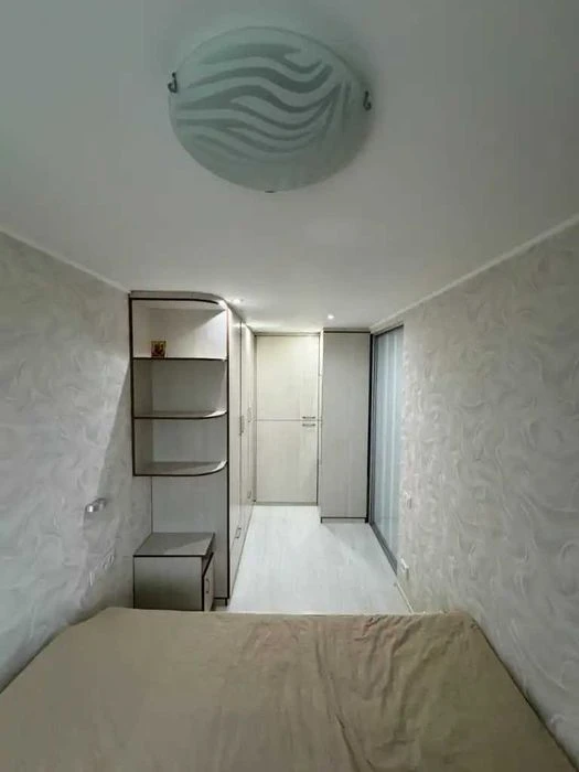 Продам 2х комнатную квартиру ул. Независимости (Титова), вер