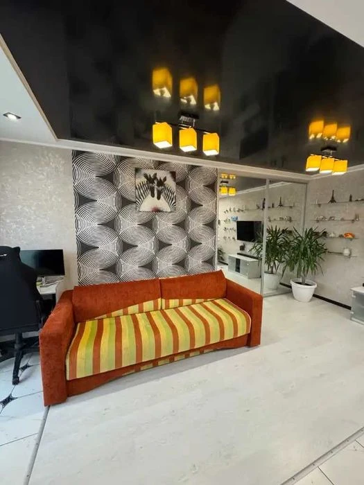 Продам 2х комнатную квартиру ул. Независимости (Титова), вер