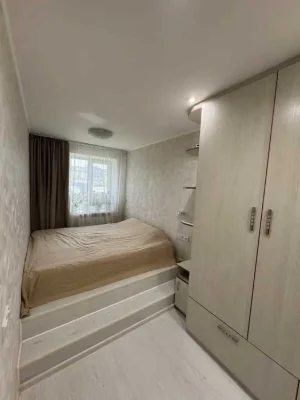 Продам 2х комнатную квартиру ул. Независимости (Титова), вер