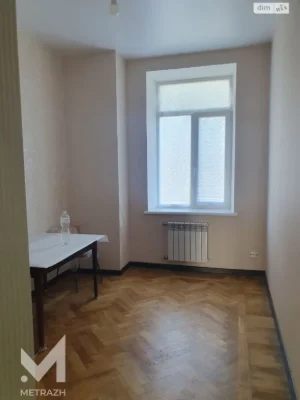 Sale of 4-room Apartment in Salthov district