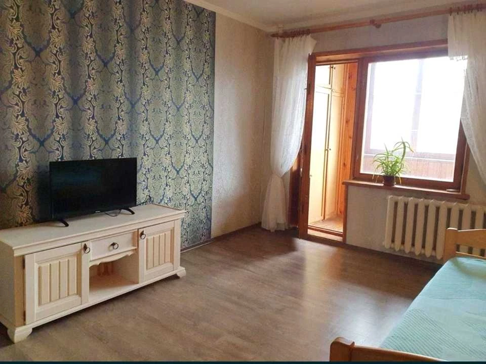 Квартира. Київ, Оболонський просп.