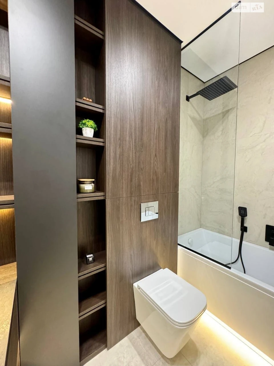 Sale of Apartment Podilsky
