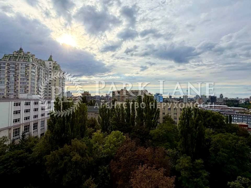 Квартира. Київ, Січових Стрільців вул.