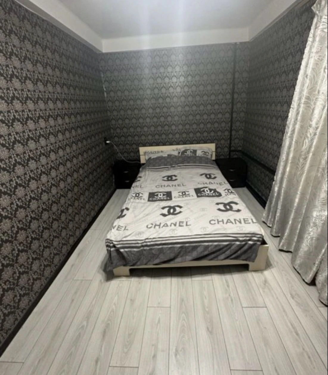Продається 2-кімнатна квартира, 2/5 поверх, вул. Радіаторна,